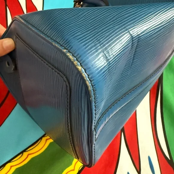 Authentic Louis Vuitton Speedy 25 – Blue Épi Leather – Vintage Classic - Picture 16 of 17